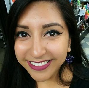 Meet your Posher, Liza